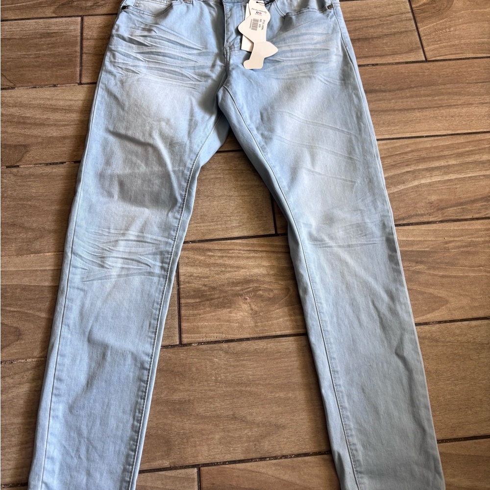 VIP Light Wash Skinny Women’s Jeans